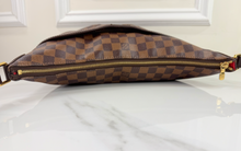 LOUIS VUITTON BLOOMSBURY GM