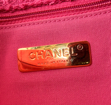 *DEAL OF THE DAY* CHANEL 19 LARGE FLAP QUILTED TWEED IN HOT PINK