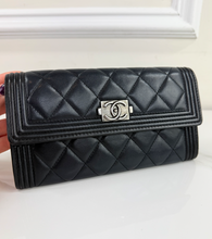 CHANEL BOY QUILTED FLAP  LAMBSKIN WALLET / WOC IN BLACK AND SILVER