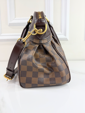 LOUIS VUITTON TREVI PM DE