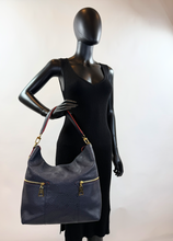 LOUIS VUITTON MELIE HOBO EMPREINTE IN MARINE ROUGE