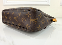 LOUIS VUITTON MABILLON CROSSBODY