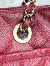 CHANEL CAVIAR TIMELESS CC SOFT SHOPPING TOTE IN BURGUNDY