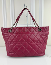 CHANEL CAVIAR TIMELESS CC SOFT SHOPPING TOTE IN BURGUNDY