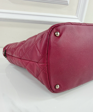 CHANEL CAVIAR TIMELESS CC SOFT SHOPPING TOTE IN BURGUNDY