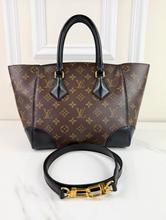 LOUIS VUITTON PHENIX PM