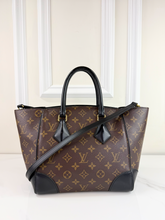 LOUIS VUITTON PHENIX PM