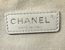 CHANEL BOY FLAP BAG LARGE LAMBSKIN IN BLACK