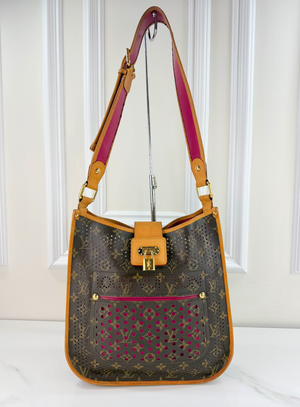 LOUIS VUITTON PERFORATED MUSETTE