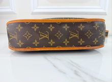 LOUIS VUITTON PERFORATED MUSETTE