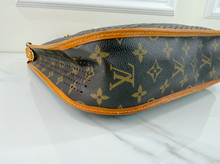 LOUIS VUITTON PERFORATED MUSETTE