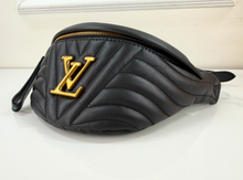 LOUIS VUITTON NEW WAVE BUMBAG CALFSKIN