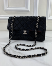CHANEL CLASSIC MEDIUM SINGLE FLAP LAMBSKIN BLACK QUILTED CRYSTAL