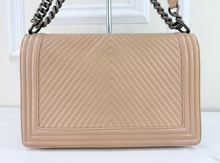 CHANEL BOY FLAP LARGE CHEVRON CALFSKIN IN BEIGE