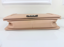 CHANEL BOY FLAP LARGE CHEVRON CALFSKIN IN BEIGE