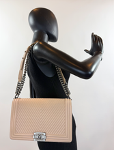 CHANEL BOY FLAP LARGE CHEVRON CALFSKIN IN BEIGE