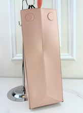 FENDI LOGO MEDIUM SHOPPING TOTE IN PINK
