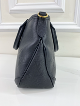 LOUIS VUITTON TRIANON EMPREINTE GIANT PM IN BLACK