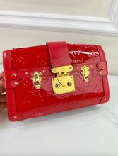 LOUIS VUITTON TRUNK VERNIS CHERRY RED