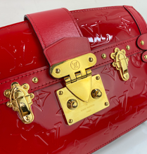 LOUIS VUITTON TRUNK VERNIS CHERRY RED