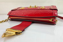 LOUIS VUITTON TRUNK VERNIS CHERRY RED