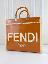 FENDI SUNSHINE SHOPPER TOTE