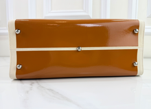 FENDI SUNSHINE SHOPPER TOTE