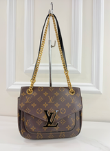 LOUIS VUITTON PASSY