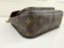 LOUIS VUITTON PASSY