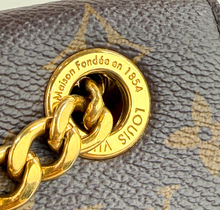 LOUIS VUITTON PASSY