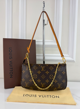 LOUIS VUITTON POCHETTE ACCESSOIRES (NEW MODEL)