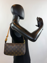 LOUIS VUITTON POCHETTE ACCESSOIRES (NEW MODEL)