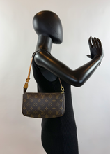 LOUIS VUITTON POCHETTE ACCESSOIRES (NEW MODEL)