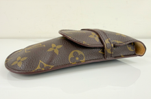 LOUIS VUITTON SUNGLASSES CASE MONOGRAM