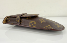 LOUIS VUITTON SUNGLASSES CASE MONOGRAM