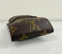 LOUIS VUITTON SUNGLASSES CASE MONOGRAM