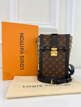 LOUIS VUITTON TRUNK VERTICLE POCHETTE