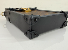 LOUIS VUITTON TRUNK VERTICLE POCHETTE