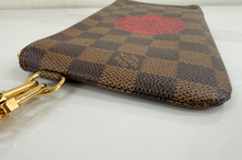 LOUIS VUITTON WALLET / WRISTLET COMPLICE DE TRUNKS AND BAGS LIMITED EDITION