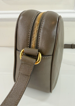 GUCCI DIAGONAL STITCHED BLONDIE IN KHAKI BROWN
