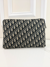 DIOR OBLIQUE WRISTLET CLUTCH