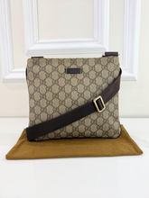 GUCCI FLAT MESSENGER BAG SMALL