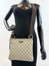 GUCCI FLAT MESSENGER BAG SMALL