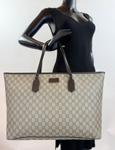 GUCCI GG SUPREME XL JOY TOTE NEW MODEL