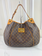 LOUIS VUITTON GALLIERA HOBO GM