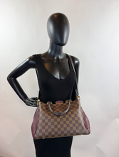 LOUIS VUITTON BRITTANY TAURILLON MAGNOLIA DE