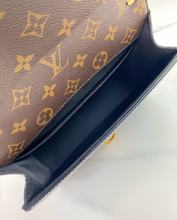 LOUIS VUITTON CHERRYWOOD BB BLACK PATENT CROSSBODY