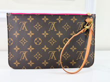 LOUIS VUITTON NEVERFULL MM POCHETTE FUSCHIA MS4149