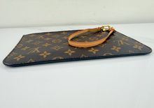 LOUIS VUITTON NEVERFULL MM POCHETTE FUSCHIA MS4149