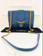 CHANEL SHEEPSKIN FRONT CHAIN FLAP IN NAVY